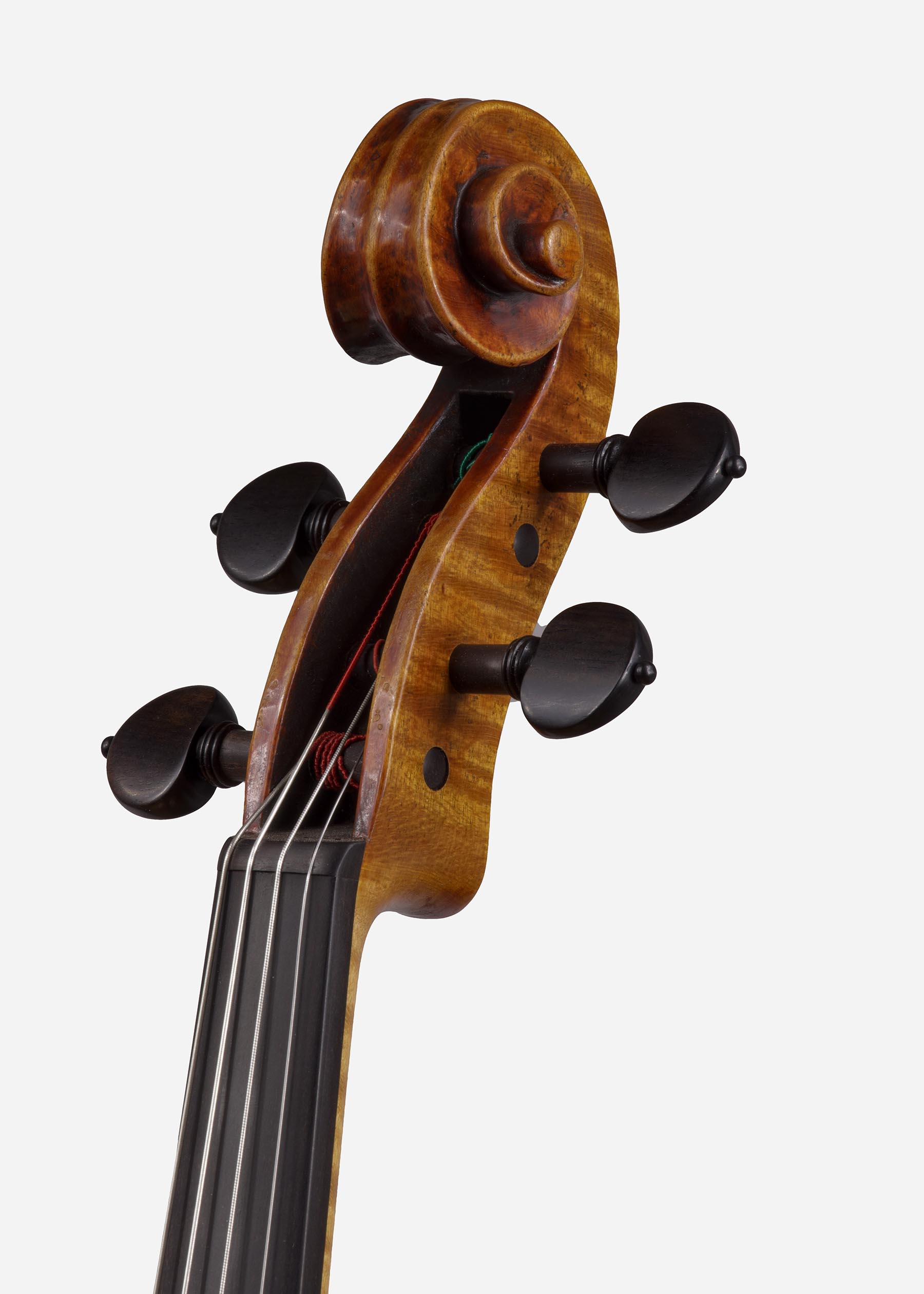 Modelled after a viola by Gasparo da Salo. Ian McWilliams 2026